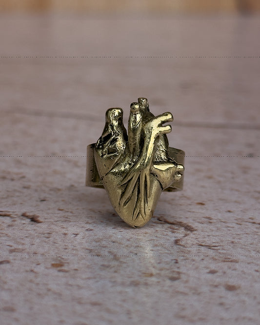 anillo corazón mediano