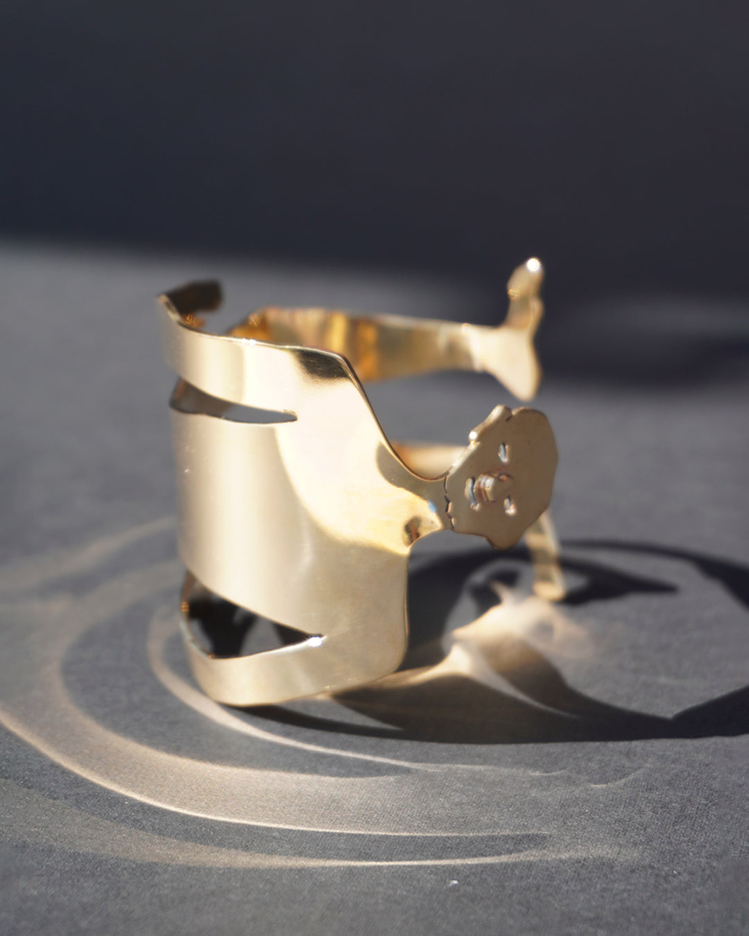 Brazalete de monito