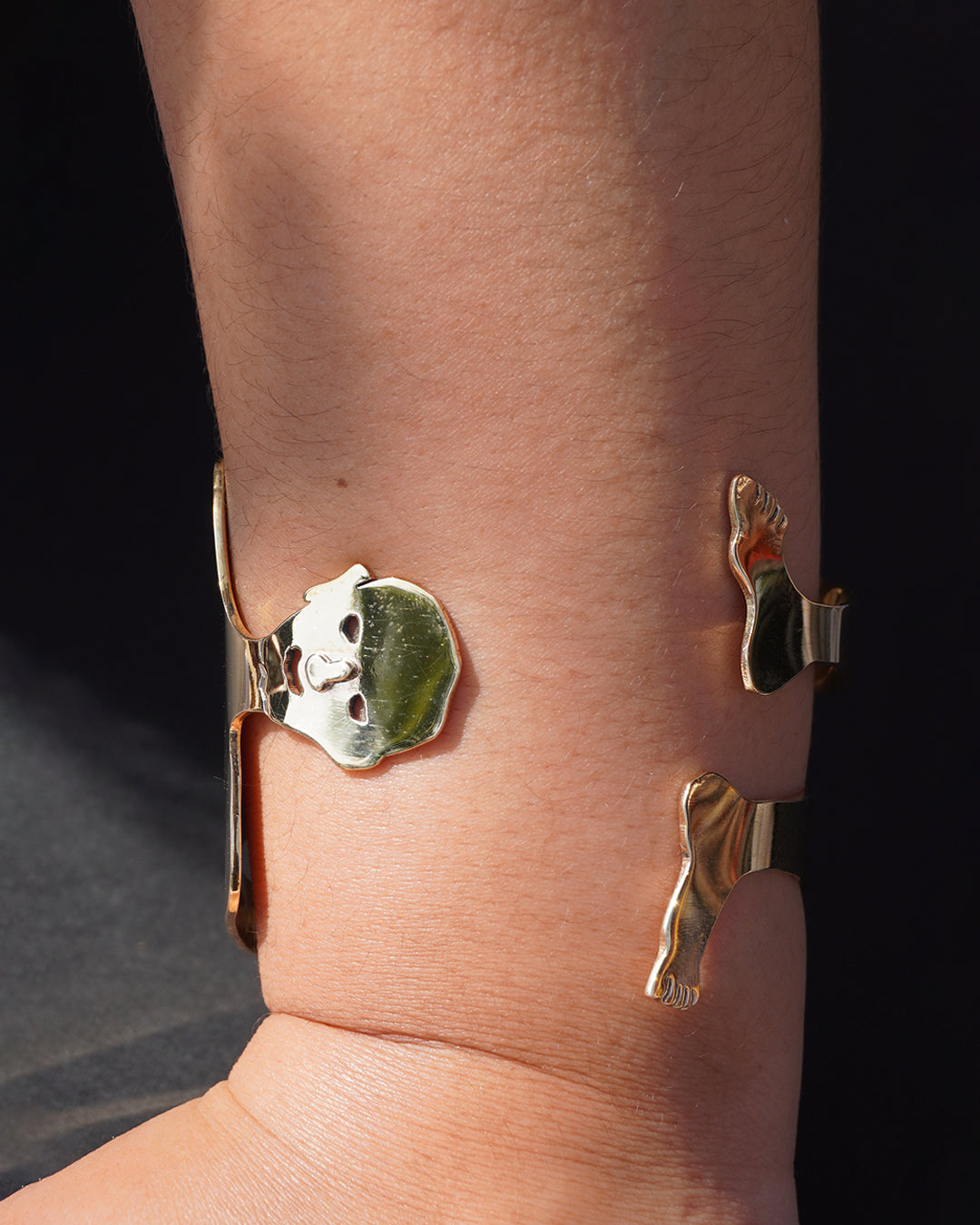 Brazalete de monito