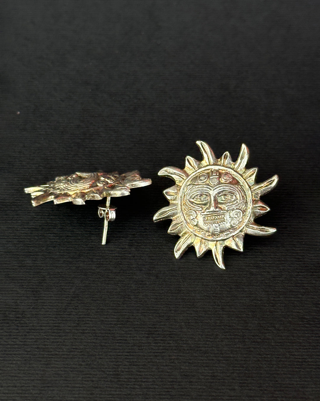 aretes sol con grecas