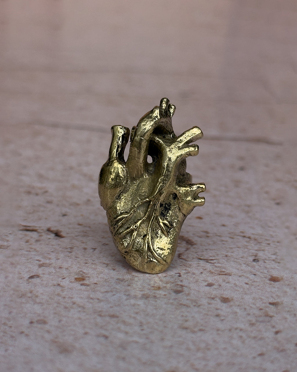 Anillo corazón grande