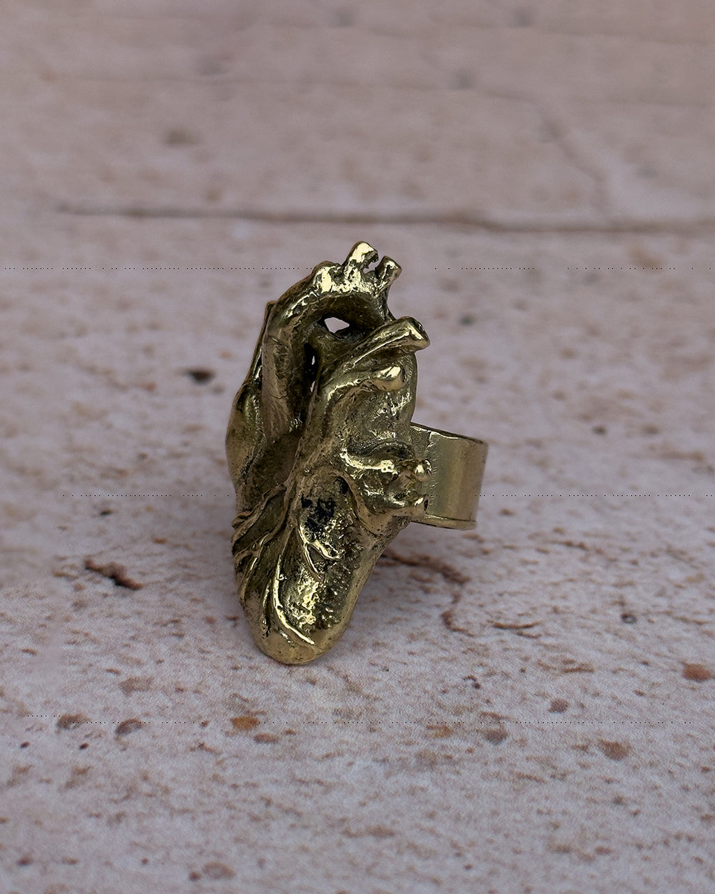 Anillo corazón grande