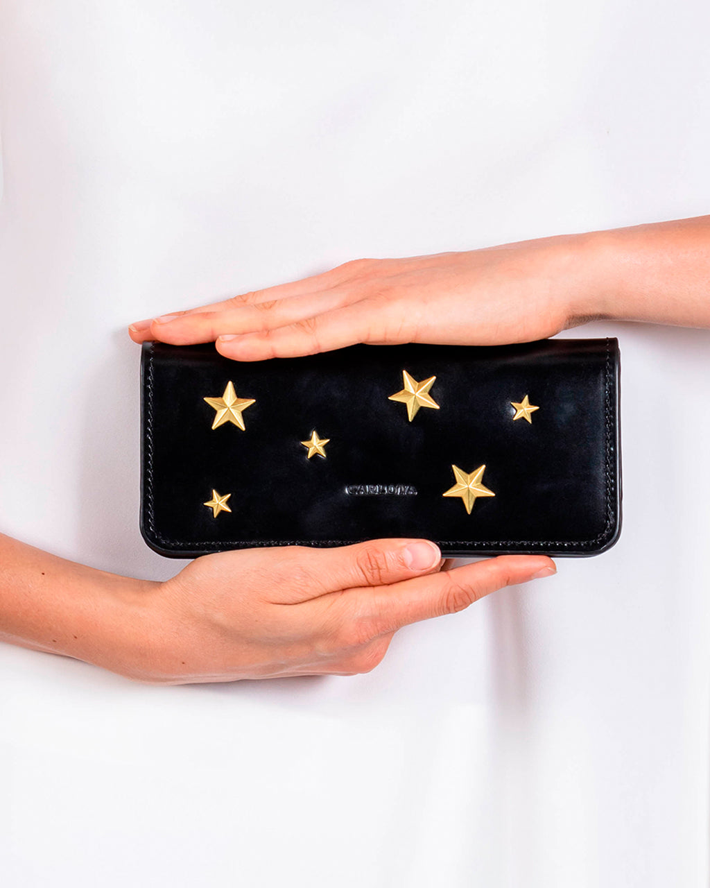 cartera luna, negra