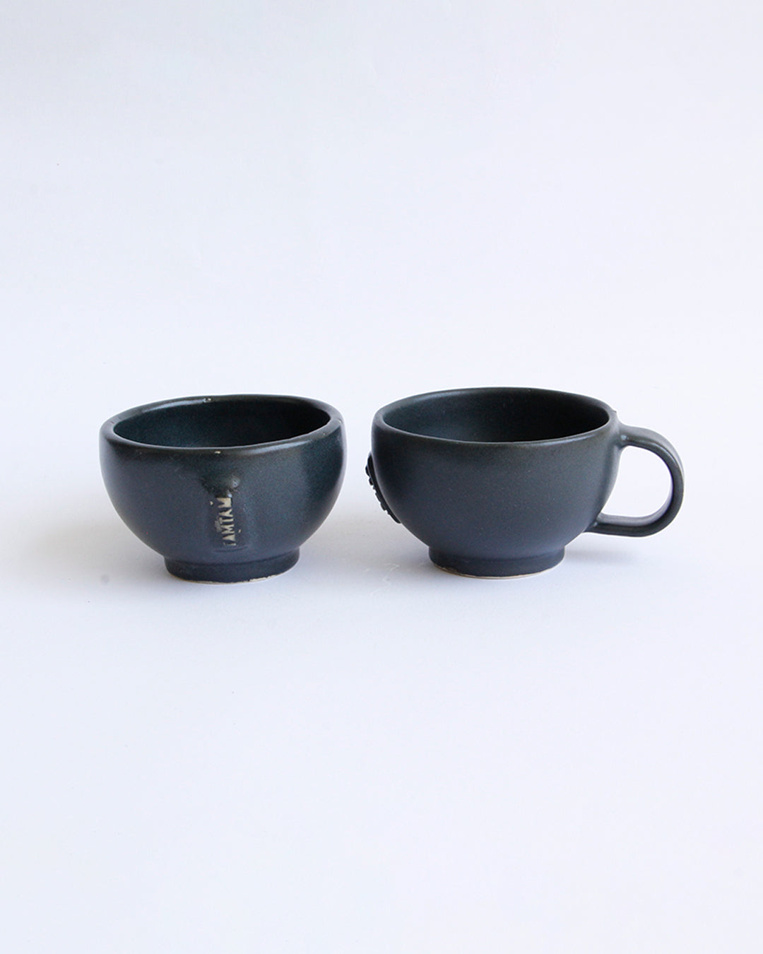 taza campana chica, negro mate