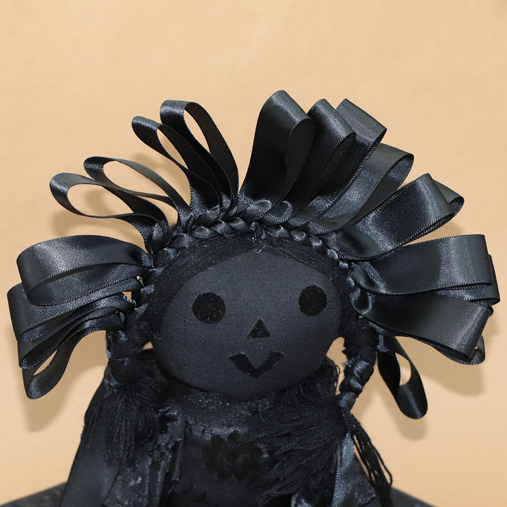 Muñeca Lele total black