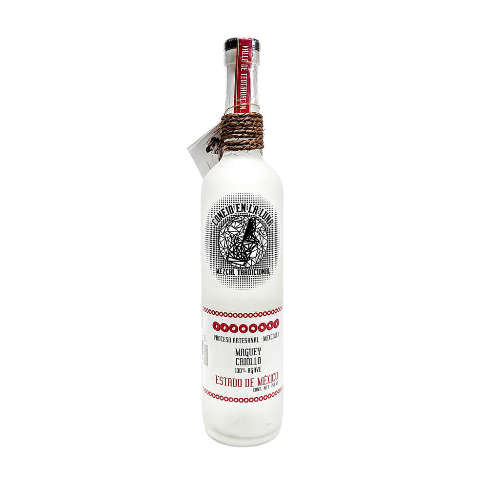 mezcal artesanal criollo del estado de México de 750ml