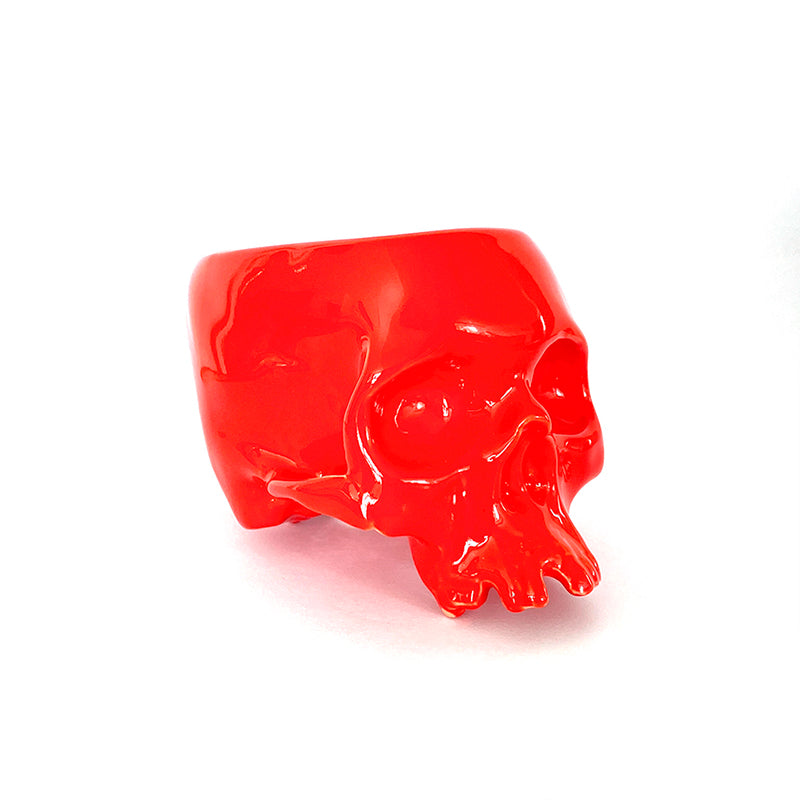 maceta cráneo rojo