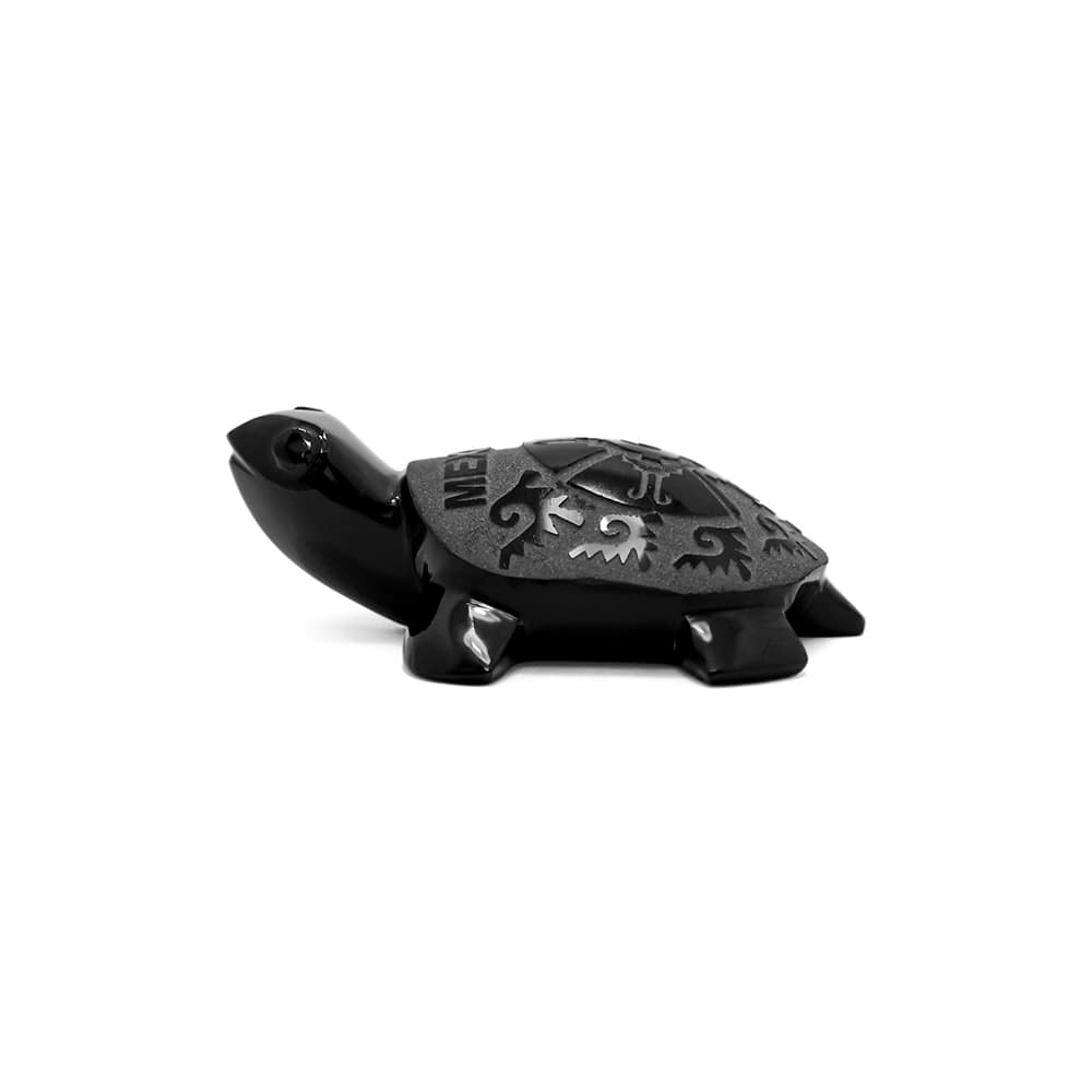 tortuga de obsidiana con grabado ollin M