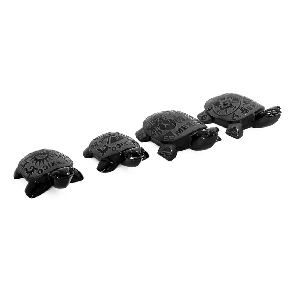 tortuga de obsidiana con grabado ollin y guerrero
